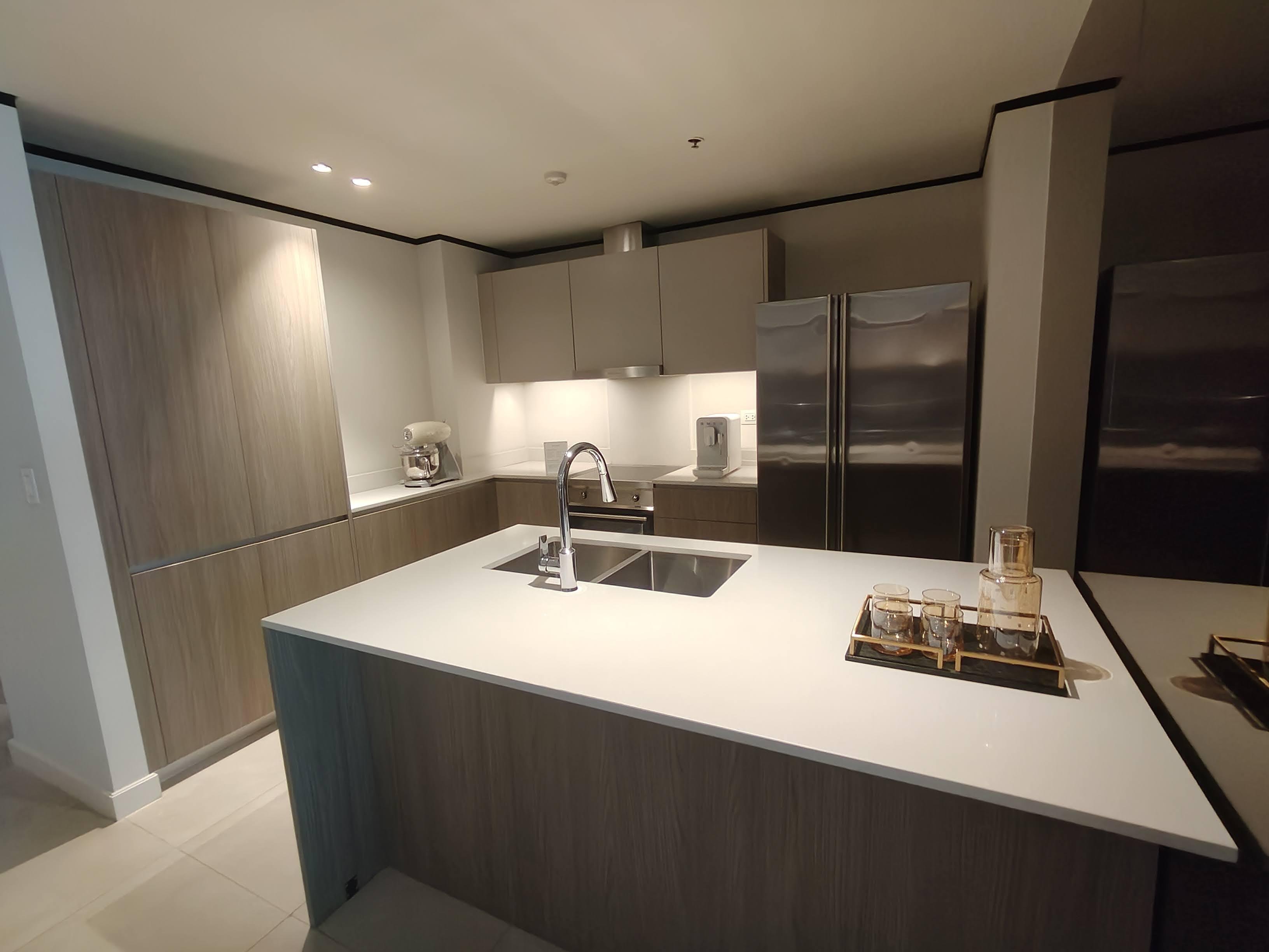 Fully-fitted Kitchen