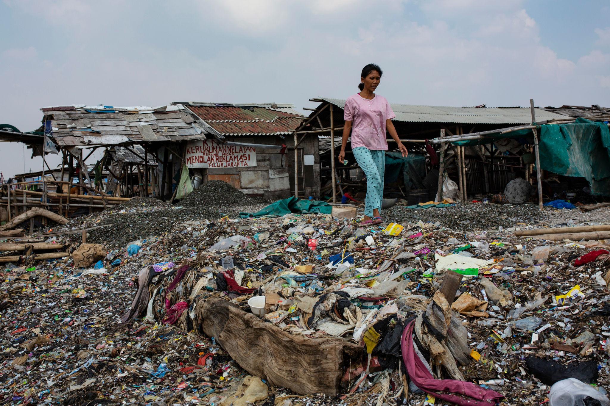 Plastic waste in Indonesia